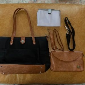 MomKindness Everyday Carryall Diaper Bag LIKE NEW